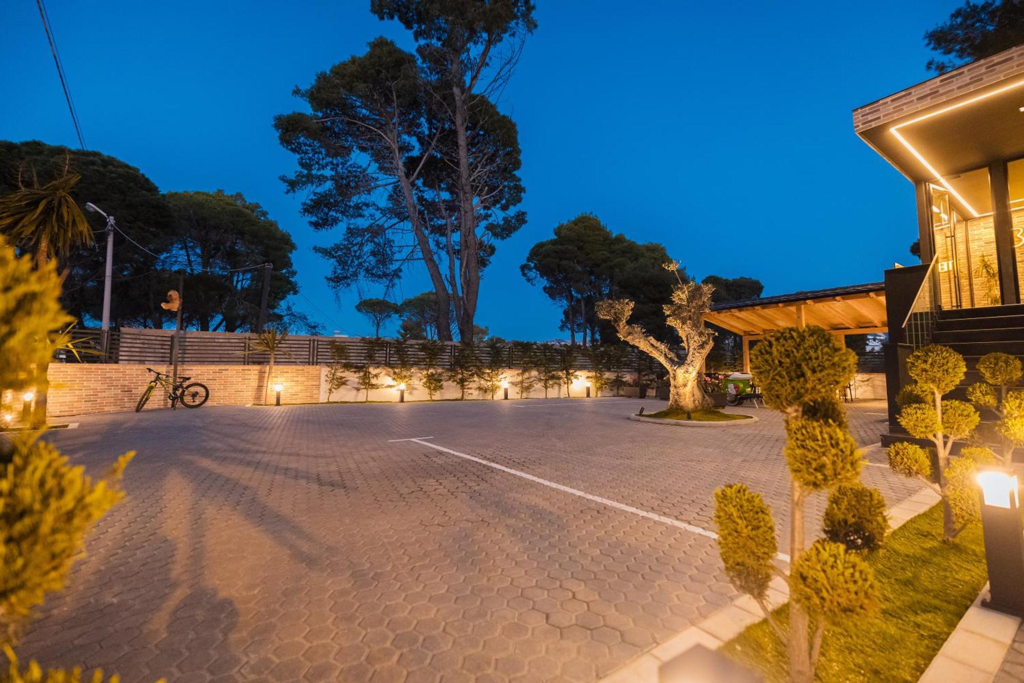 Hotel Beke Vlore Exterior photo